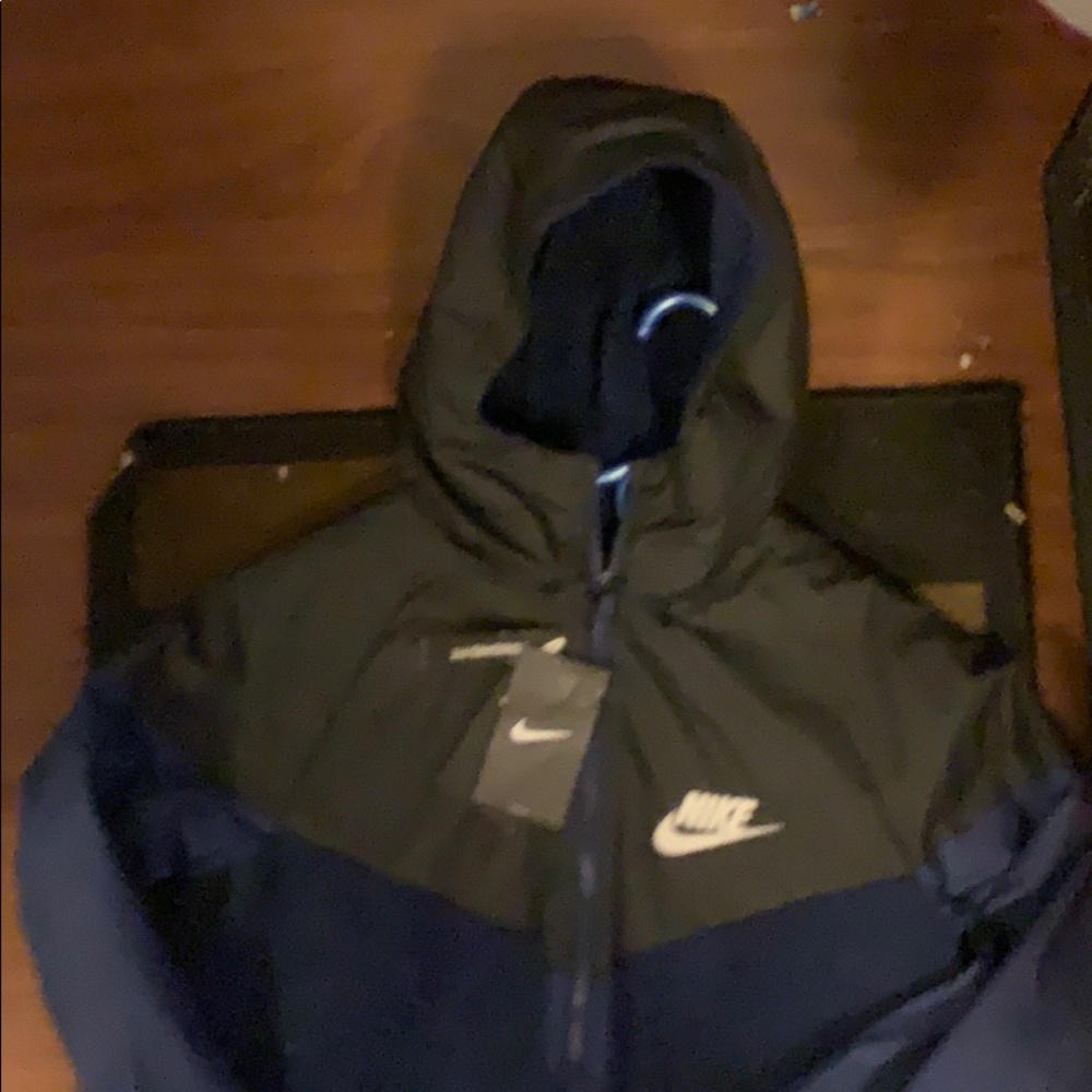 Nike Sherpa Jacket - Picture 2 of 3